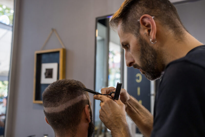 Corte de cabelo Ganesha Ink